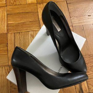 Banana Republic Miranda Black Leather Block Pump